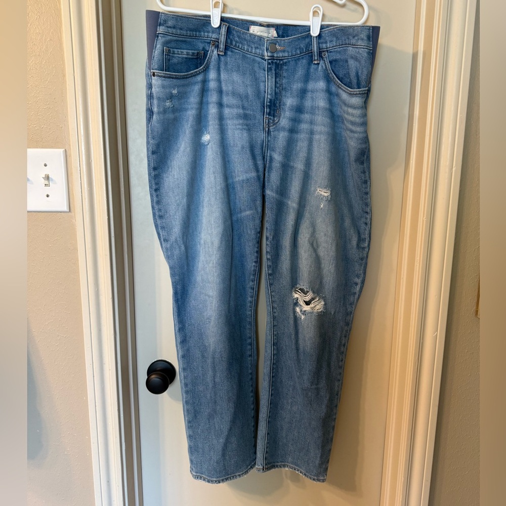 Hatch Distressed boyfriend maternity jeans